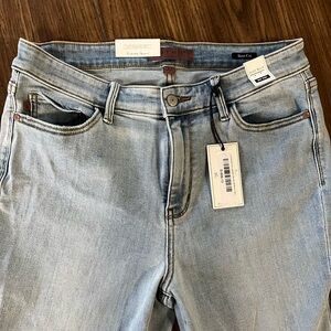 Judy Blue Light Blue Boot Cut Jeans size 13/31